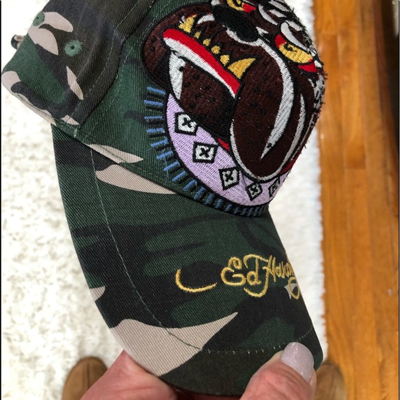 Ed Hardy authentic vintage camouflage bulldog hat. Worn 1x Swagger throwback! - Picture 7 of 11
